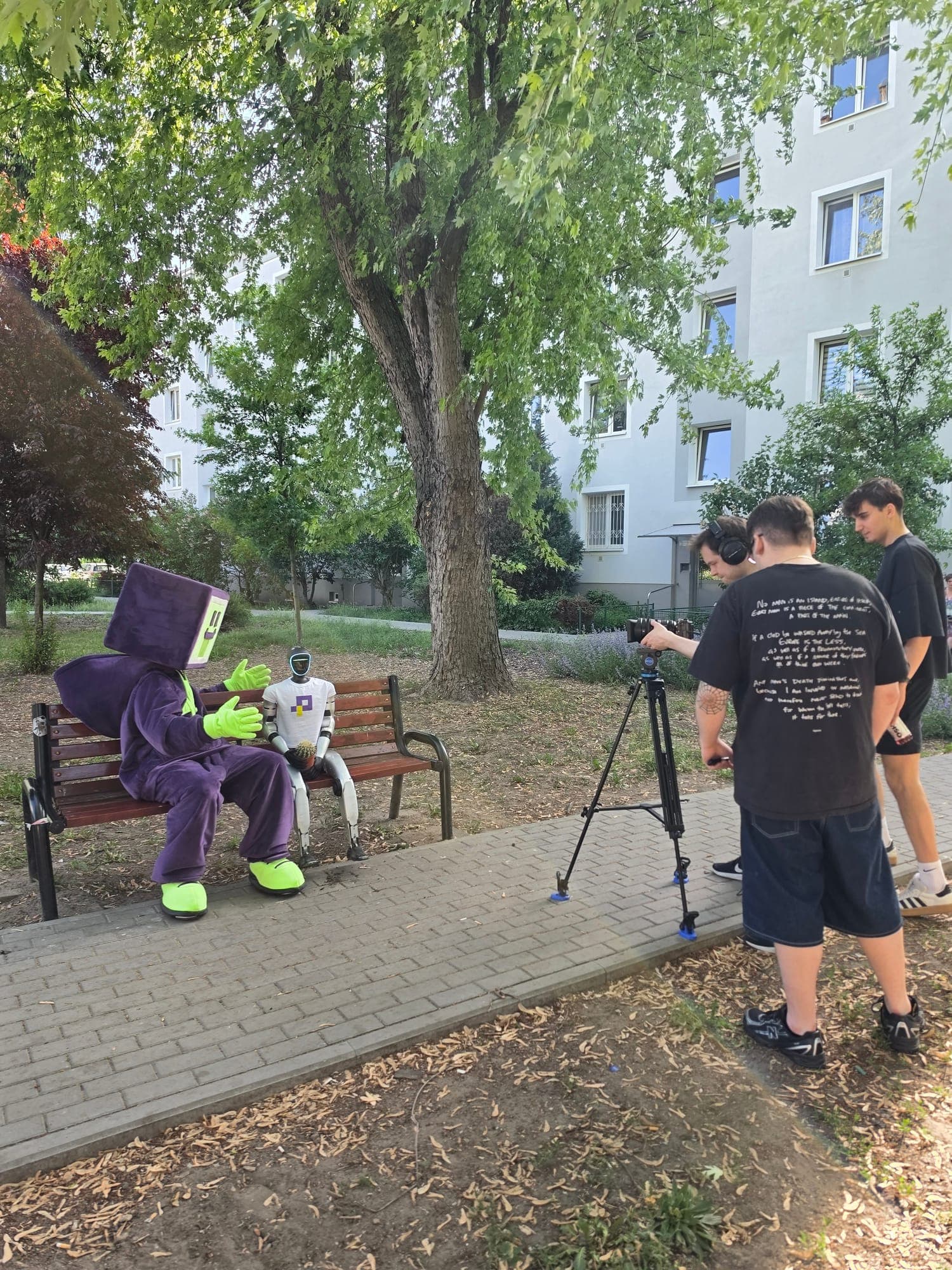 Plusik — Robot stał się bohaterem profesjonalnej kampanii reklamowej marki. Połączenie kreatywnego scenariusza i nowoczesnej technologii pozwoliło stworzyć nietuzinkowy content.